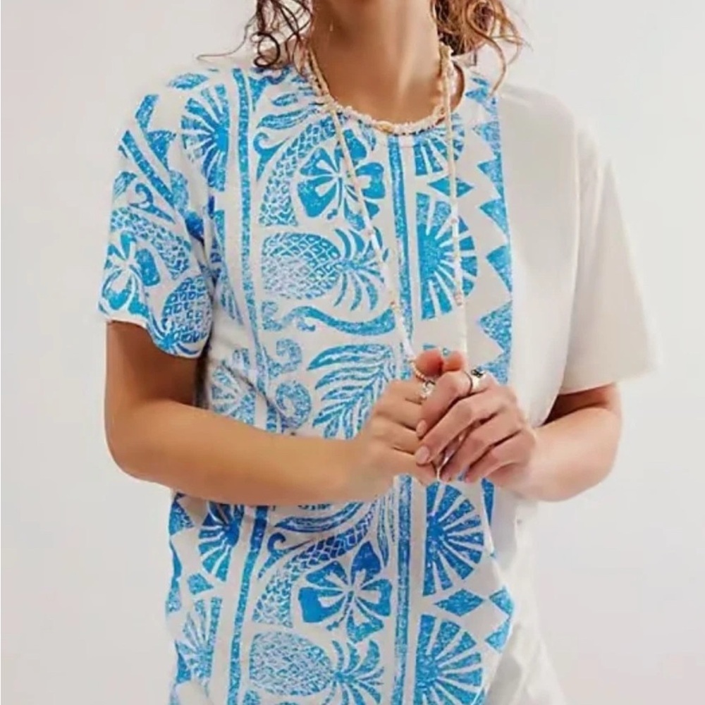 Ragabond By Free People Maui Graphic Tee - Blue Small Pineapples